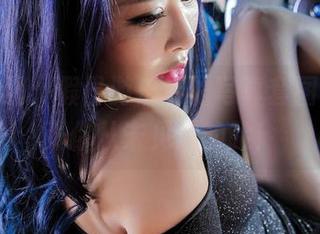 爱丝专属：假日游乐场的写真套图，来一张你从未见过的脸！