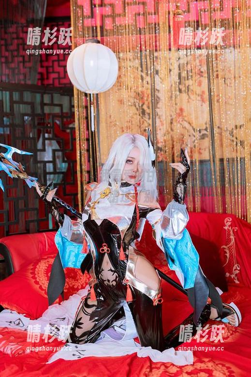 Byoru Byoru说:这是我最爱的甘露寺蜜璃作品,分享给你们,错过可别找我哭去!