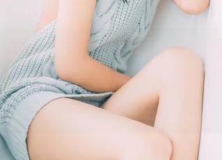 GIRLT果团网 - 周琰琳LIN最新自拍图集更新来啦，都是一些细节，恍惚间好像在跟我说悄悄话。
