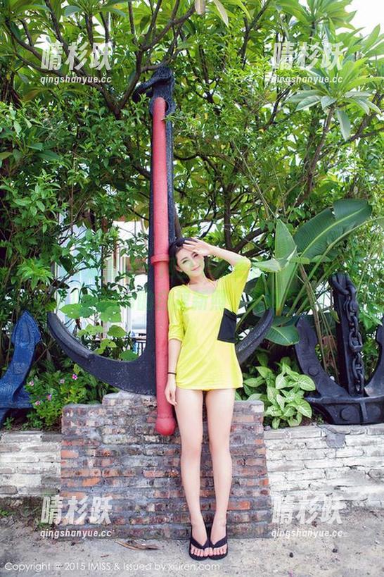 IMiss爱蜜社-王沫儿SaSa IMiss爱蜜社 - 网盘半夜更新,原来是王沫儿SaSa的白裙新照,果断下载!