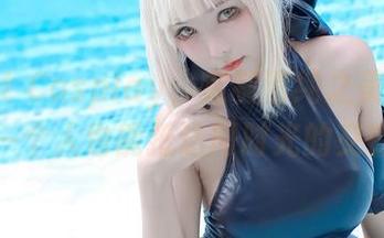 Kitkat Cosplay，定制清纯之美的作品，一个人也能抵达同时光的交错。
