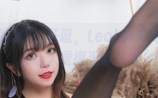 破天荒的2022圣诞，Leah梓未高清图片竟让人觉得温馨可爱