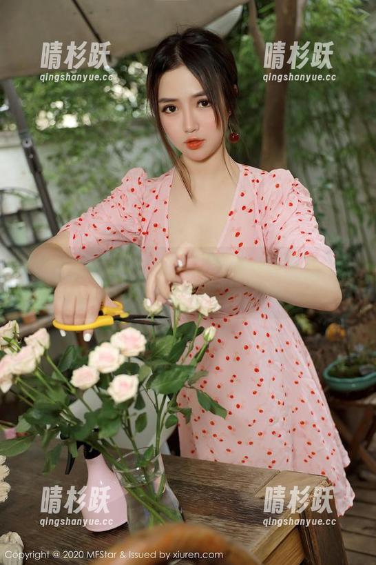 MFStar模范学院 - 图库中的唐琪儿il教室风云：学习和趣味的完美结合，啧啧。