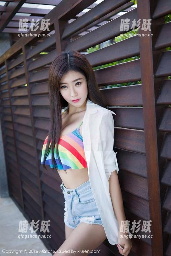 MiStar魅妍社-大白兔emma MiStar魅妍社 - 大白兔emma的少女写真集,明明是在看照片,怎么我却想到了无穷的回忆?