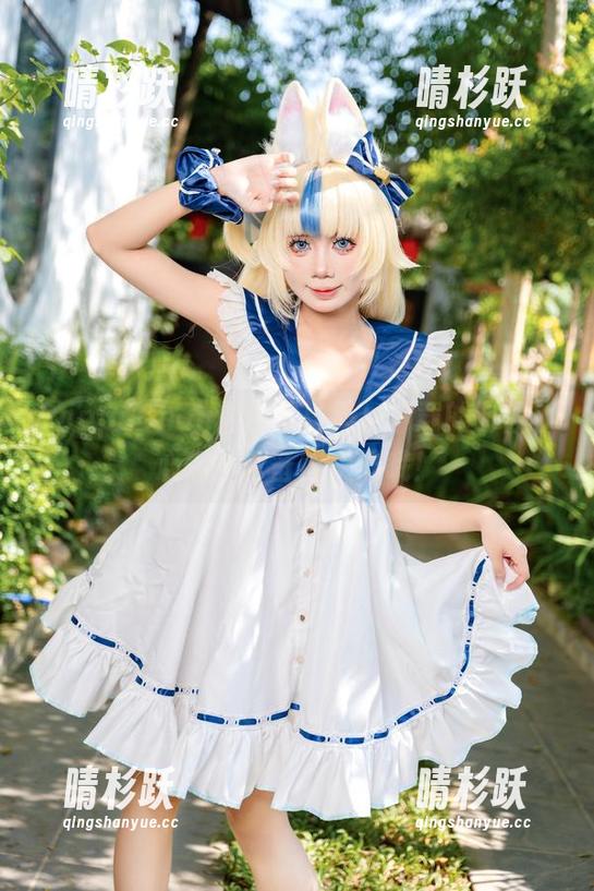 PoppaChan PoppaChan白色写真集,下载的时候小心你的设备被美炸哦!