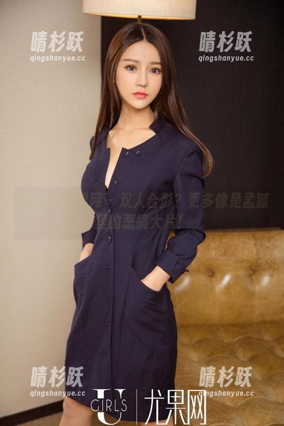UGirls尤果网 - 双人合影？更多像是孟狐狸的恶搞大片！