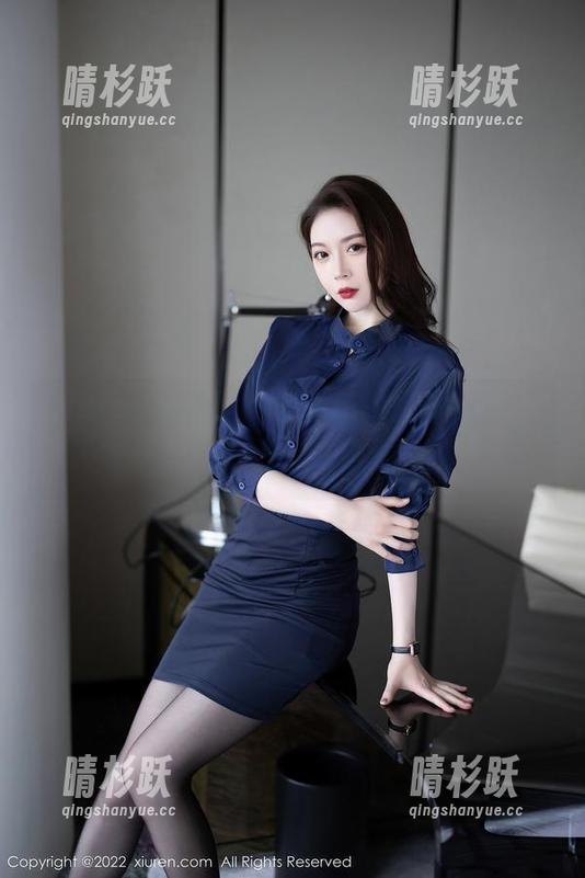 Xiuren秀人网-七米baby Xiuren秀人网 - 七米baby带你潜入“死库水”,来一波清凉的套图分享!