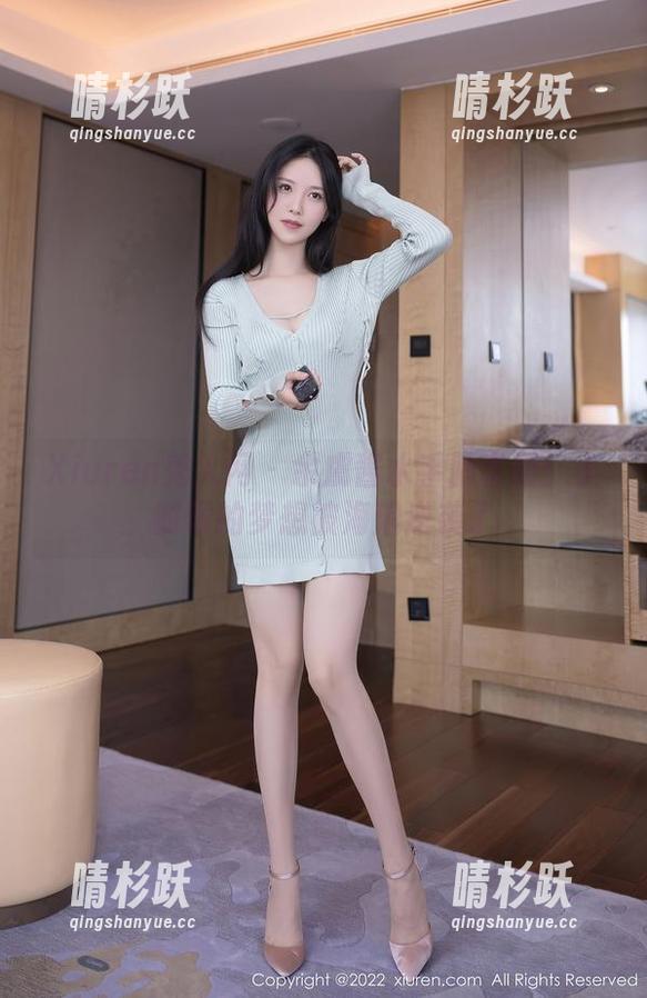 Xiuren秀人网 - 余虞酱水手服套图：小时候的梦想被海浪逆袭了