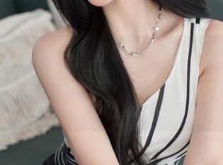 Xiuren秀人网 - 养乐多Doll养出了什么？看她的泳装作品集，分享不一样的夏日风！