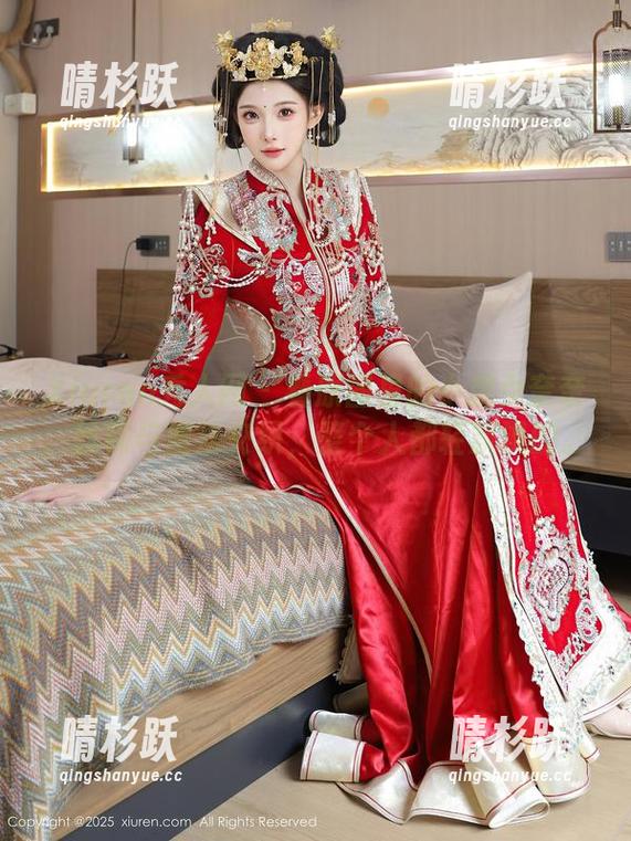 Xiuren秀人网-小魔女奈奈 Xiuren秀人网 - 看原图里的小魔女奈奈,丝袜与魔法交织,整个人都轻飘飘的。