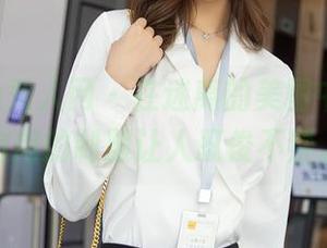 Xiuren秀人网 - 在迷离的美图中，揉揉肉肉的制服让人忍俊不禁。