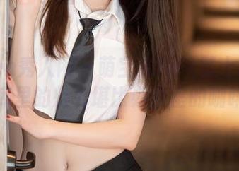Xiuren秀人网 - 萌宝儿BoA戴上职业帽，图库里的魅力堪比办公室的咖啡香！
