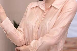 Xiuren秀人网 - 赵惟依coco的女仆写真，福利满满像随身带的零食一般！