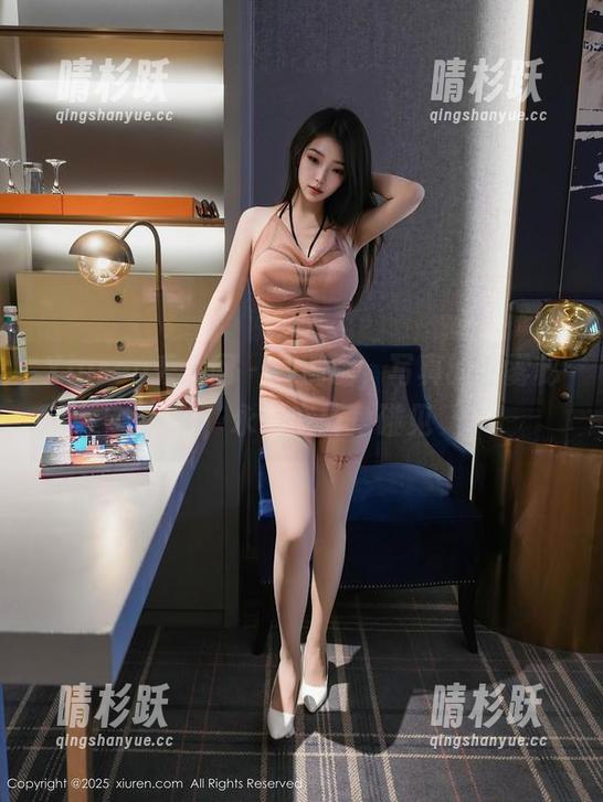 Xiuren秀人网-闫璐璐 Xiuren秀人网 - 闫璐璐,写真的迷雾秘书,永远在转角碰见