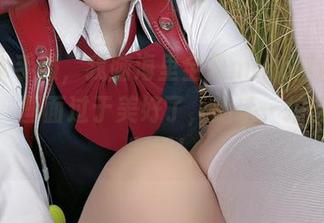提到水手服，我脑海里全是miko酱ww的侧影，画面过于美好了，随手一拍都是美图吧！