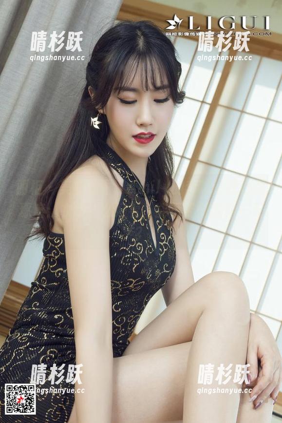 丽柜-Amily 丽柜 - 美图美图,Amily的套装让我心里琢磨:衣服这么好看,能不能借我穿一天?