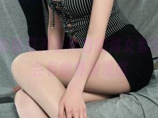 丽柜 - 偷偷打开王欣竹的修女套图，也许会有意外发现哦