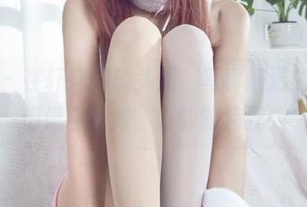 丽柜 - 在轩轩的镜头里，写真精选的女孩们像在跳舞，旋转的疯狂！