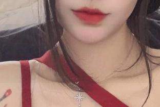 今汐美脚欣赏：这诺大的性感，是时候下载下来了，放肆欣赏一把！