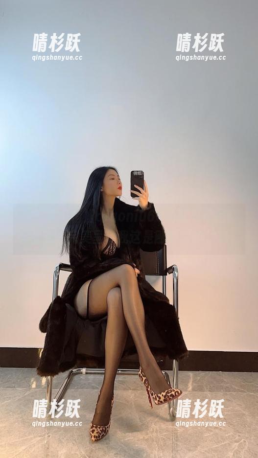俏妞qiaoniu66 微密圈 - 俏妞qiaoniu66的睡衣作品:无圣光,完美呈现我这是刚睡醒的状态。