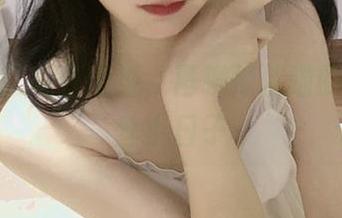 先来一张高清壁纸，再聊倦倦喵的吊带白丝小日子