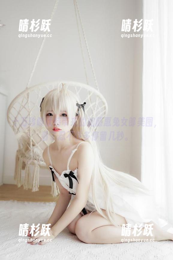 十万珍吱伏特带来的加藤惠兔女郎美图，看了忍不住多停留几秒。