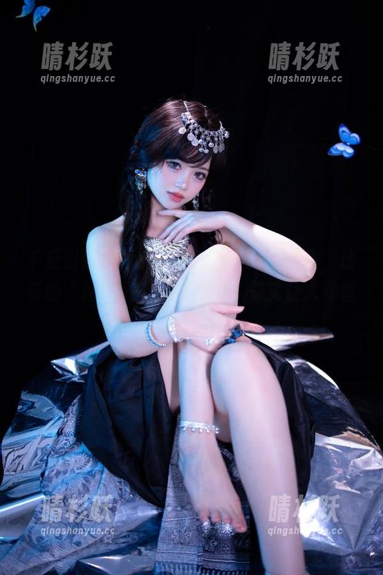 千反田鹿子 千反田鹿子写真合集,英梨梨的皮衣,该有的“路人感”都在里面,着实让人停留。