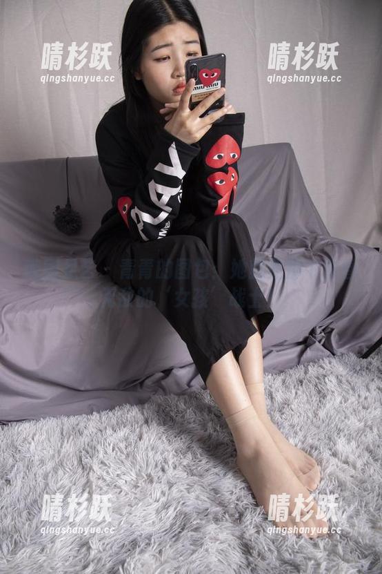 南国足艺 - 青青的图包：她就是那个青春无敌的‘女孩’战士！