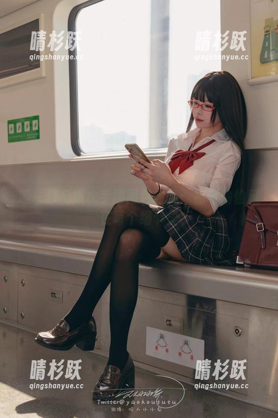 咬一口兔娘 咬一口兔娘水手服图包内幕:福利偷偷藏在每个细节里