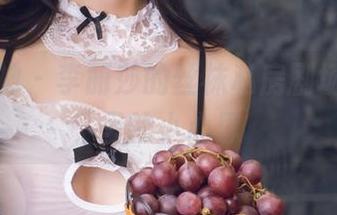 头条女神 - 李丽莎的丝袜私房剧场，图片里的小心思