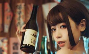 当浴室变成舞台——奈汐酱Nice的cos合集让你惊掉下巴