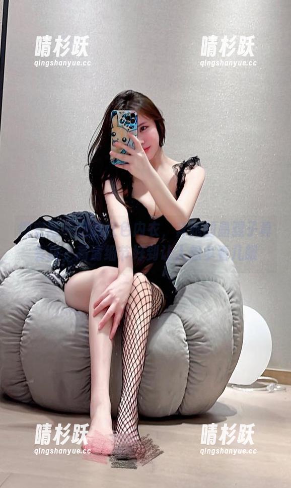微密圈 - 这款红色内衣，奔跑的晶骡子真会挑，高清细节好到让人想多看几眼