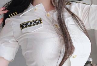 精选浴缸时刻，女主K与水的亲密接触