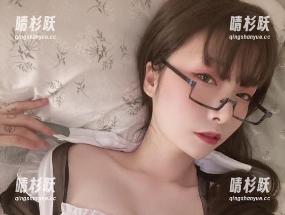 小泉学姐吖 小泉学姐吖兔女郎降临,图库中不“兔”过,速度下载!
