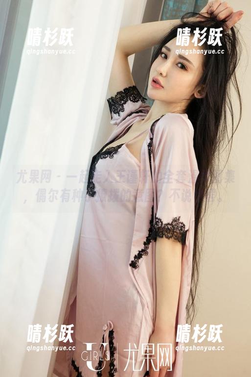 尤果网 - 一起走入王谨轩的全套温柔图集，偶尔有种小撩拨的意图？不说也罢。