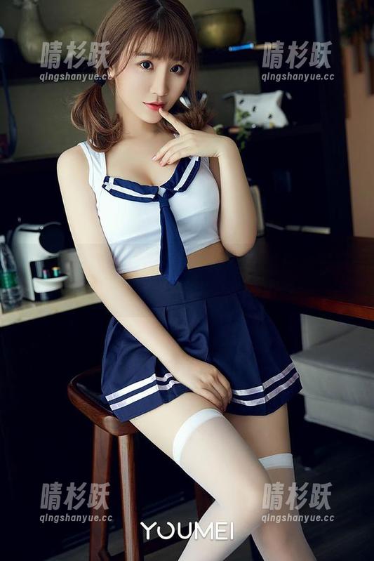尤蜜荟 - 瞧瞧抖娘利世的修女图片，实在把我的“三观”震碎了