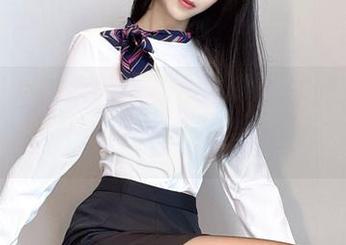 抖娘利世眼中的泳装cos，更新时居然让我想到沙滩派对！