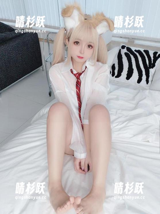 日奈娇 日奈娇的圣诞精选,一个图集就能撑住你的好奇。