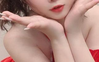 是依酱呀的免费套图：婉约缱绻，裤里丝的轻吟