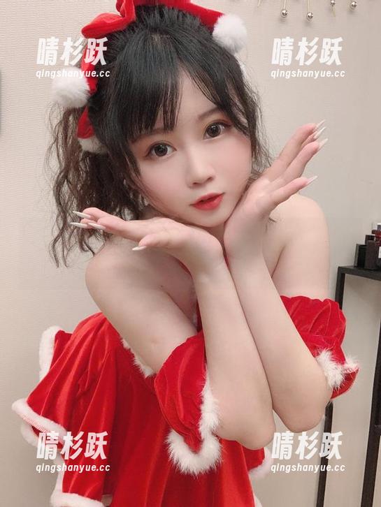 是依酱呀的免费套图：婉约缱绻，裤里丝的轻吟