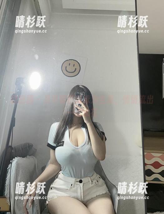 是可馨吖 微密圈 - 是可馨吖的泳池全集,悄悄流出一点水花