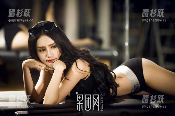 果团网-裴希西 果团网 - 今儿个瞧瞧裴希西的礼服,图库分享是不是太迷了?