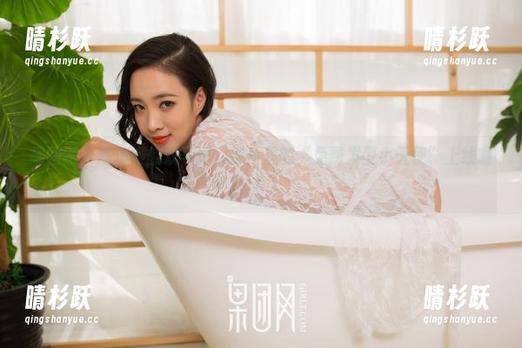 果团网-陈迪娅 果团网 - 陈迪娅的双马尾,照片里的“免费发型小天使”上线啦!