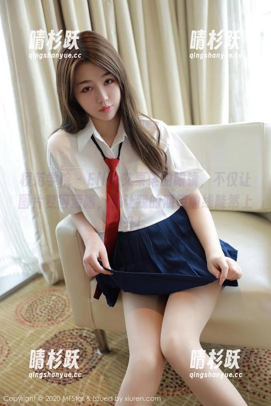 模范学院 - Ellie艾栗栗的眼镜，不仅让图片变得清晰，也让我的期待曲线陡然上升！