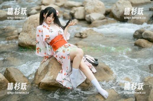 樱井宁宁 免费获取樱井宁宁的美脚照,结果我却在想她的鞋子。
