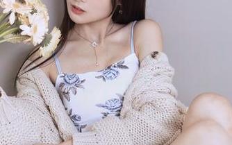 泥泥汝在线美足图集，颜值与存在感并行，照得我这只“二十多爪”的心都痒了！