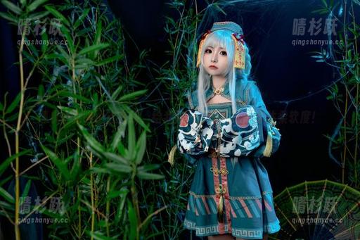爆机少女喵小吉在线，给我来一份临江仙的身体柔软度！