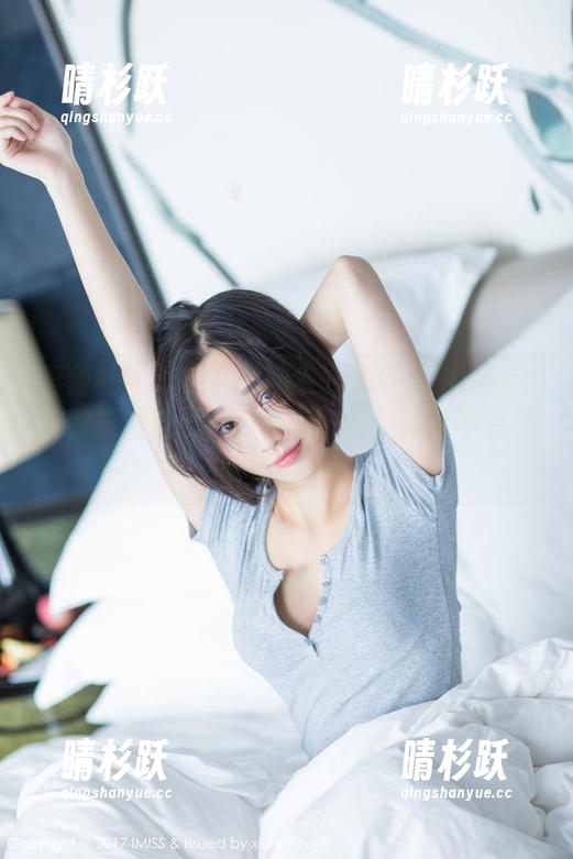 爱蜜社 - 泳衣私拍图集—朱可儿Flower让我觉得自己要是也有一件，游泳不会溺水太丢人！