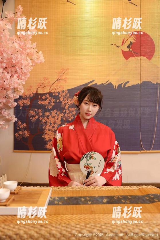 秀人网 - LindaLinda日常合集疑似发生了点小碰撞，原图在等你发现