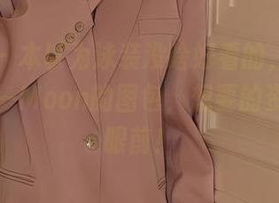 秀人网 - 本以为泳装没啥好看的，直到我遇见伊一Moon的图包，想要的资源尽在眼前！